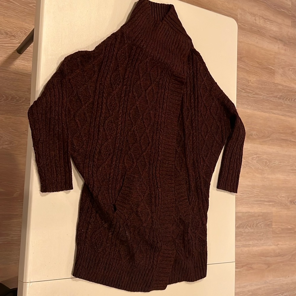 Small RDI Nordstrom turtle neck warm sweater- brown and black lattice blend knit
